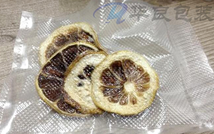 沒有紋路的光面塑料袋如何抽真空？